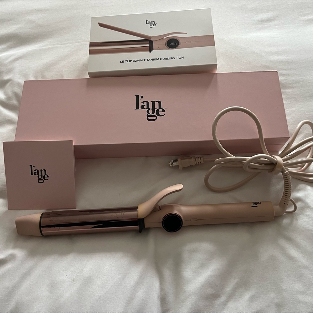 L'ange Pink Titanium Curling Iron 32 mm barrel (1.25 inch).